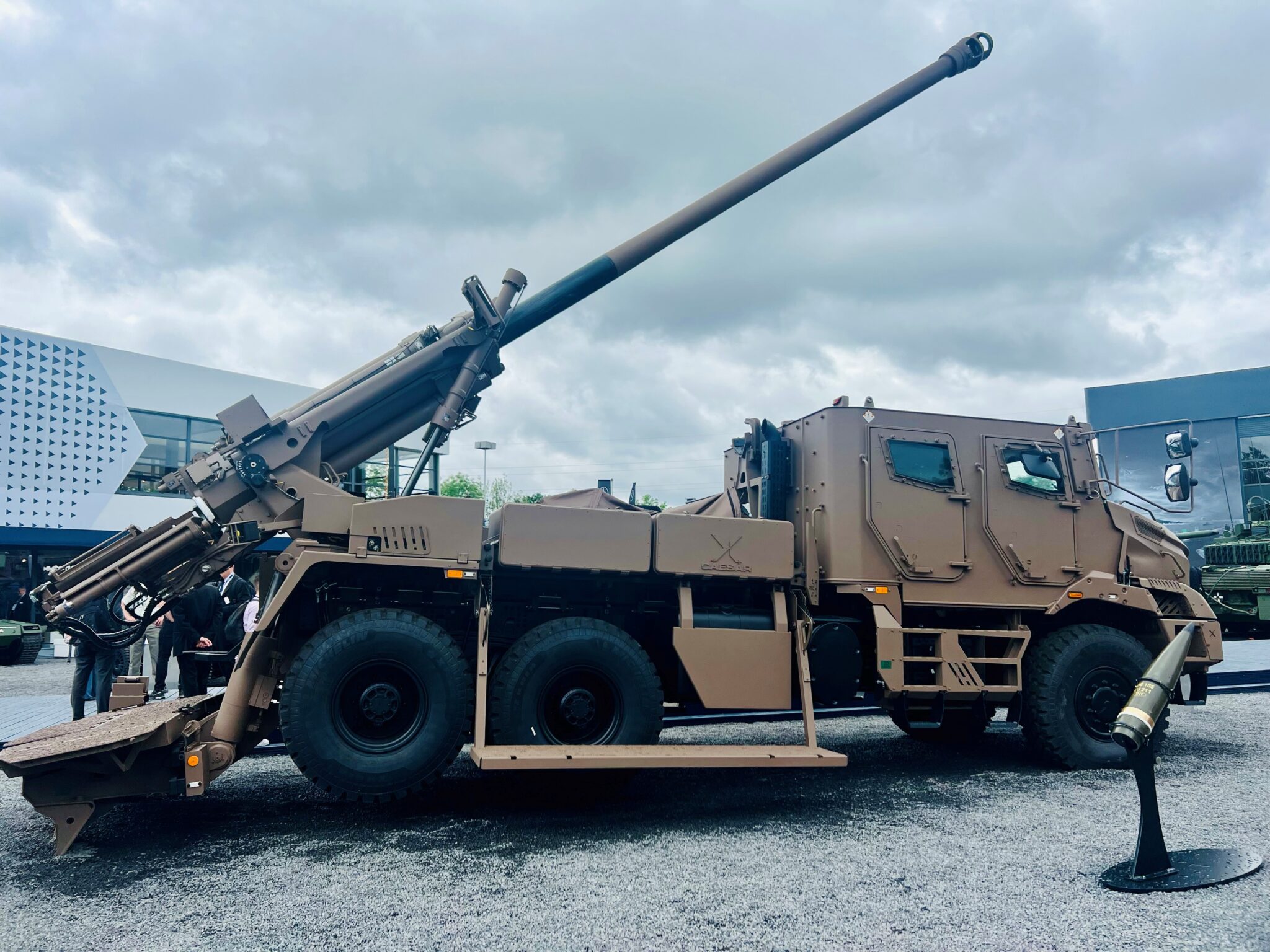 Estonia to Purchase 12 Wheeled CAESAR Self-Propelled Howitzers from ...